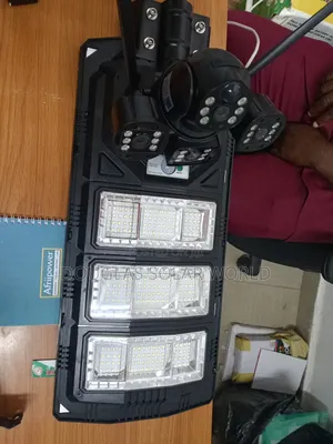 Ai Solar Plastic Light With Camera 450w