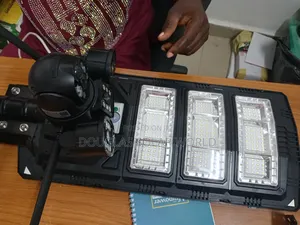 Ai Solar Plastic Light With Camera 450w