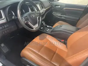 Toyota Highlander Limited Platinum 4x4 V6 (3.5L 6cyl 8A) 2017 Pearl