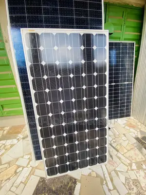 300watts 72cells High Efficiency Canadian Mono Crystalline Solar Panel