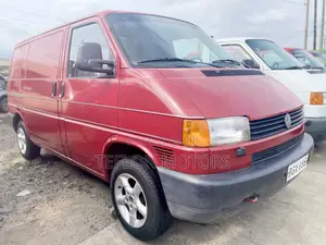Volkswagen Transporter 2002 Red