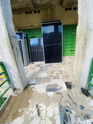 650watts 144cells High Efficiency Canadian Monocrystalline Solar Panel