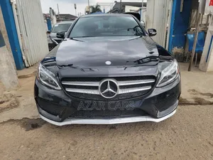 Mercedes-Benz C300 Luxury 4dr AWD 4Matic Sedan (2.0L 4cyl 7A) 2015