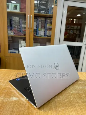Laptop Dell XPS 15 9510 32GB Intel Core I7 SSD 1T
