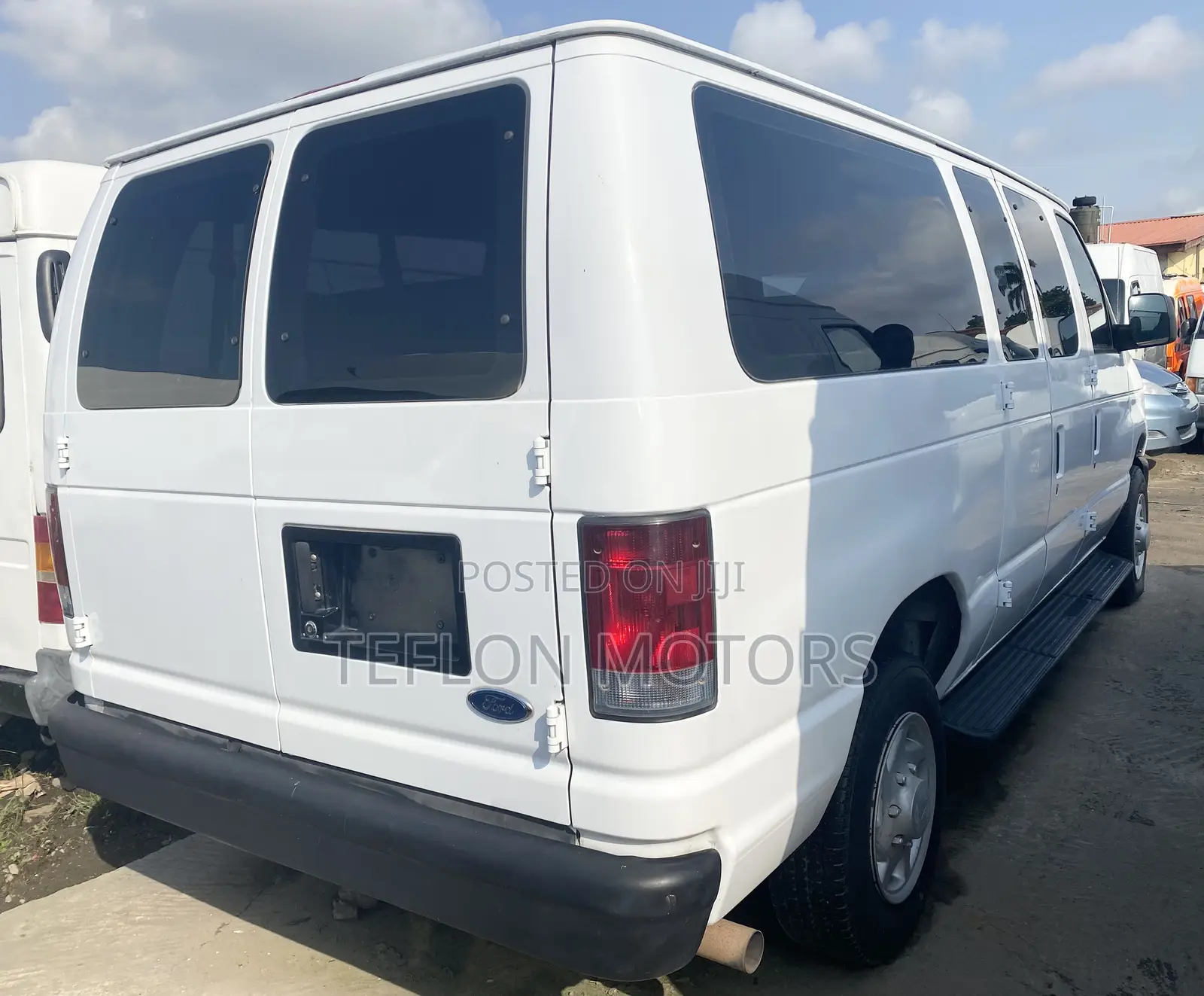 Ford E250 2008 White