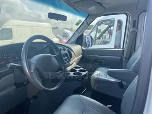 Ford E250 2008 White
