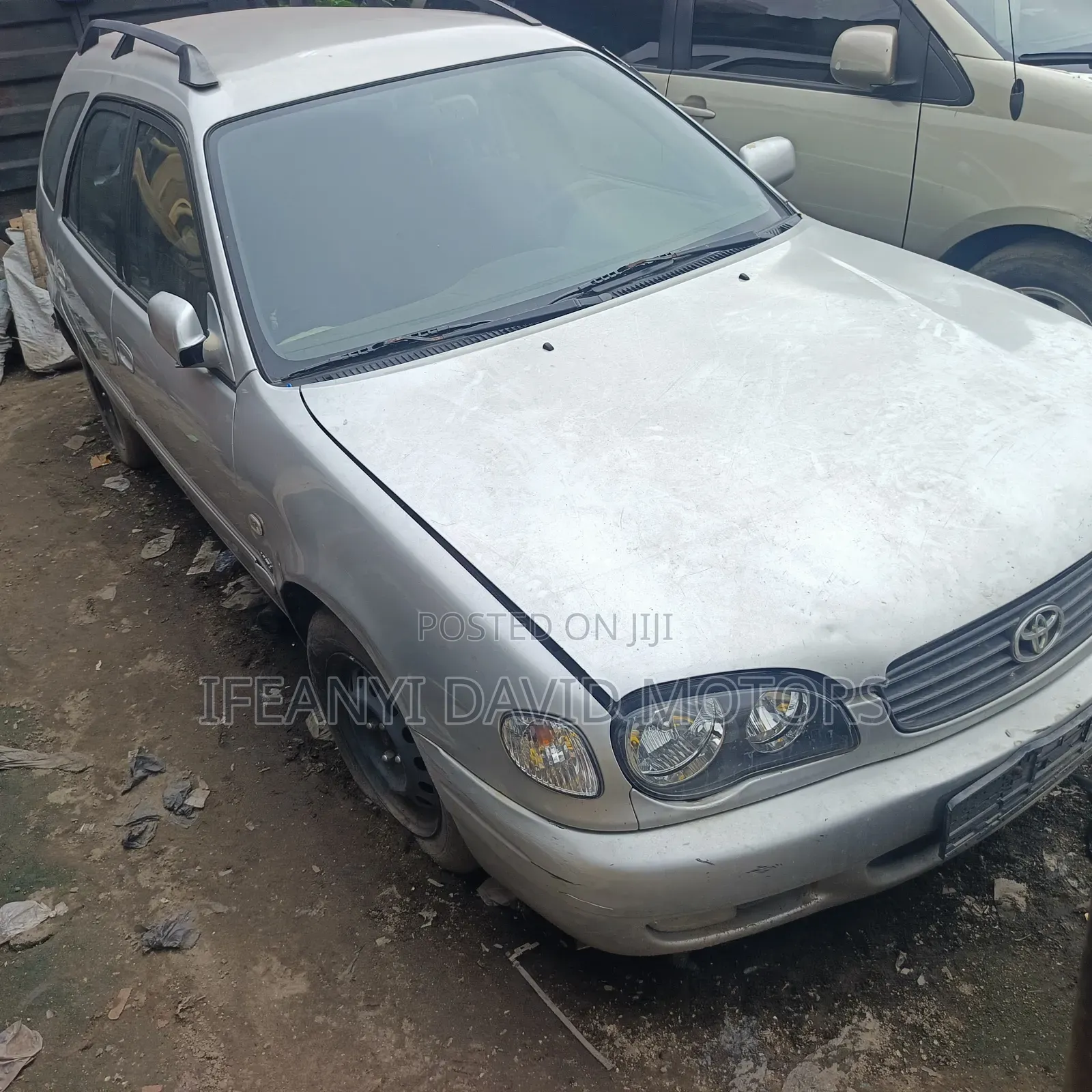 Toyota Corolla Hatchback 2000 Silver