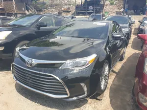 Toyota Avalon Limited Sedan FWD (3.5L 6cyl 6A) 2017 Black