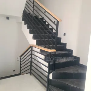 4bdrm Duplex in Ph 2, Omole Phase 2 for rent