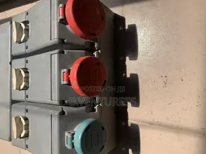 Industrial Interlocked Switched Socket (3 Ways)