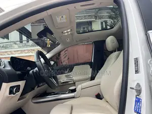 Mercedes-Benz GLA 250 2021 White