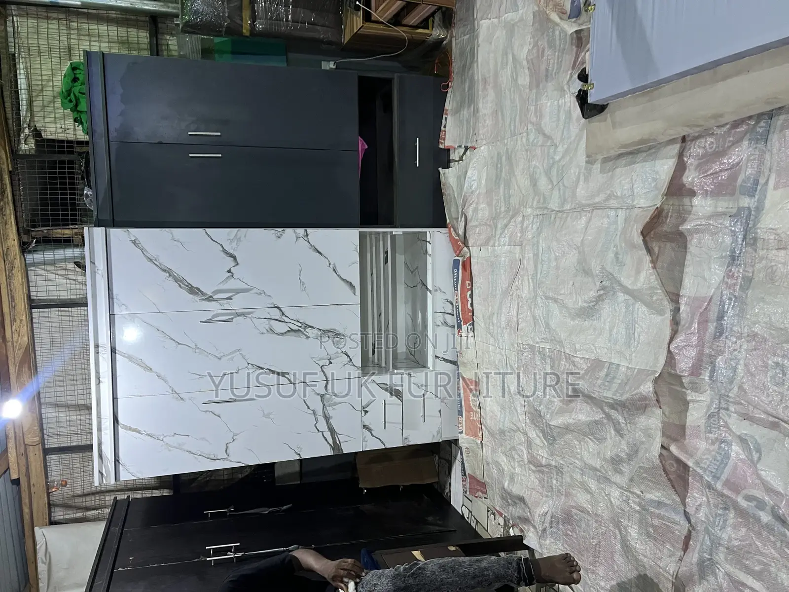 4/6 Wardrobe