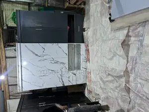 4/6 Wardrobe