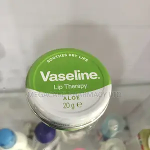 Vaseline Lip Therapy Aloe Vera