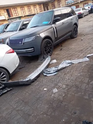 Range Rover Vogue 2015 Upgraded to 2024 Model