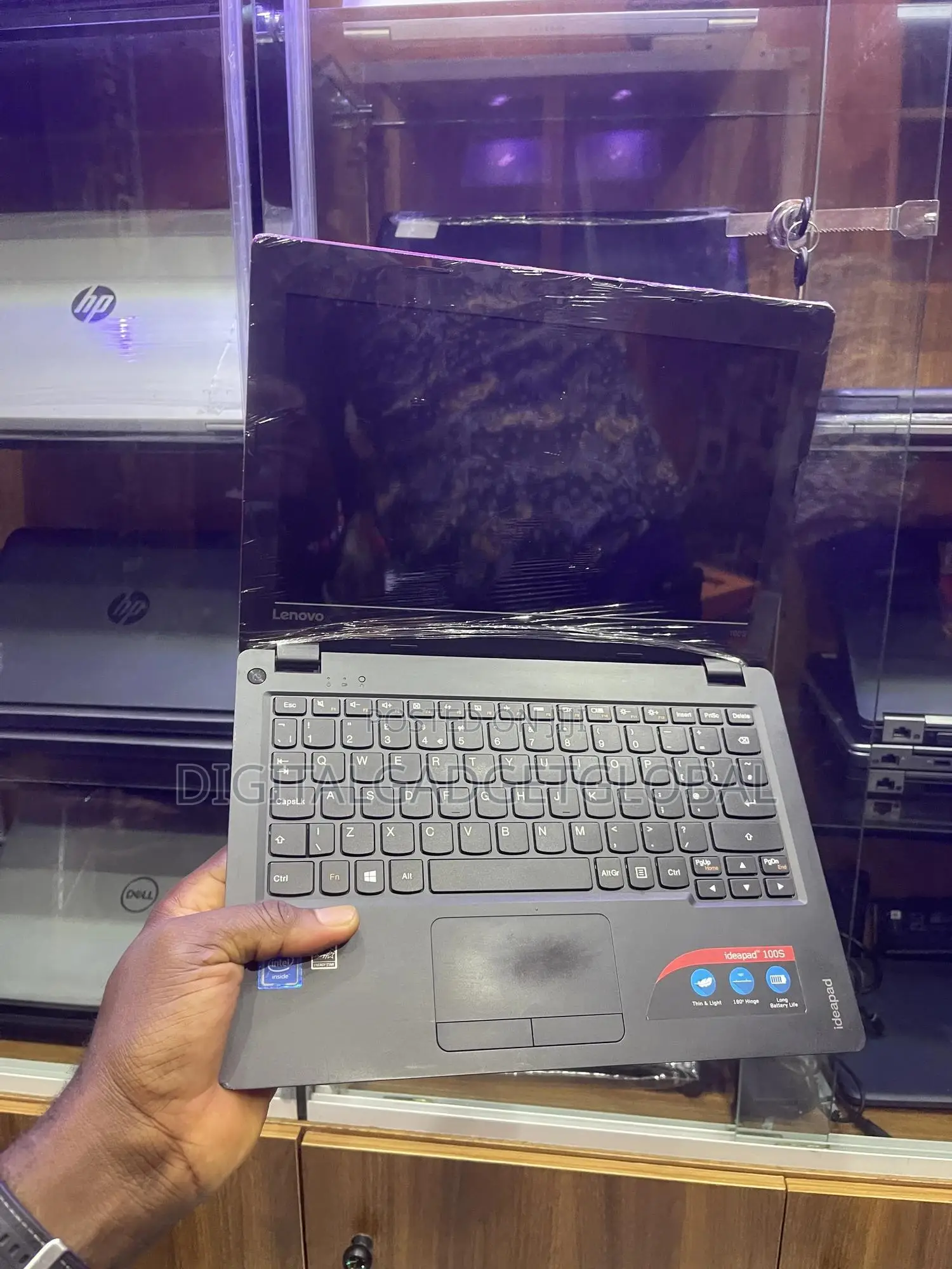 Laptop Lenovo 100e 2GB Intel Pentium SSD 32GB