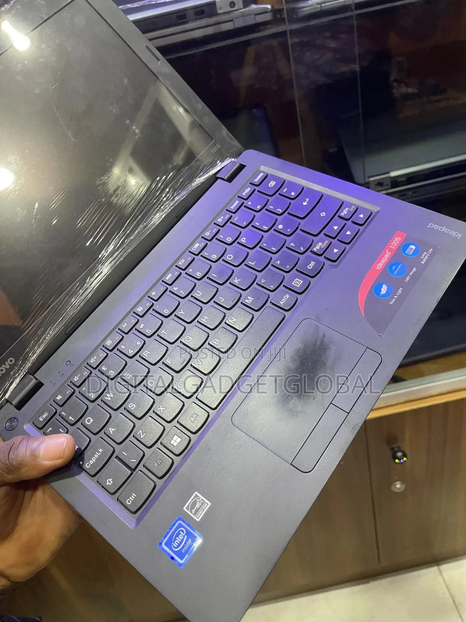Laptop Lenovo 100e 2GB Intel Pentium SSD 32GB