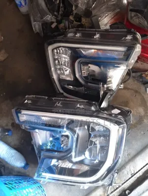 Headlight Ford Ranger 2023