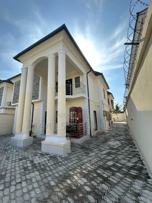 Furnished 3bdrm Duplex in Private Estate Lekki for rent