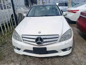 Mercedes-Benz C300 2011 White