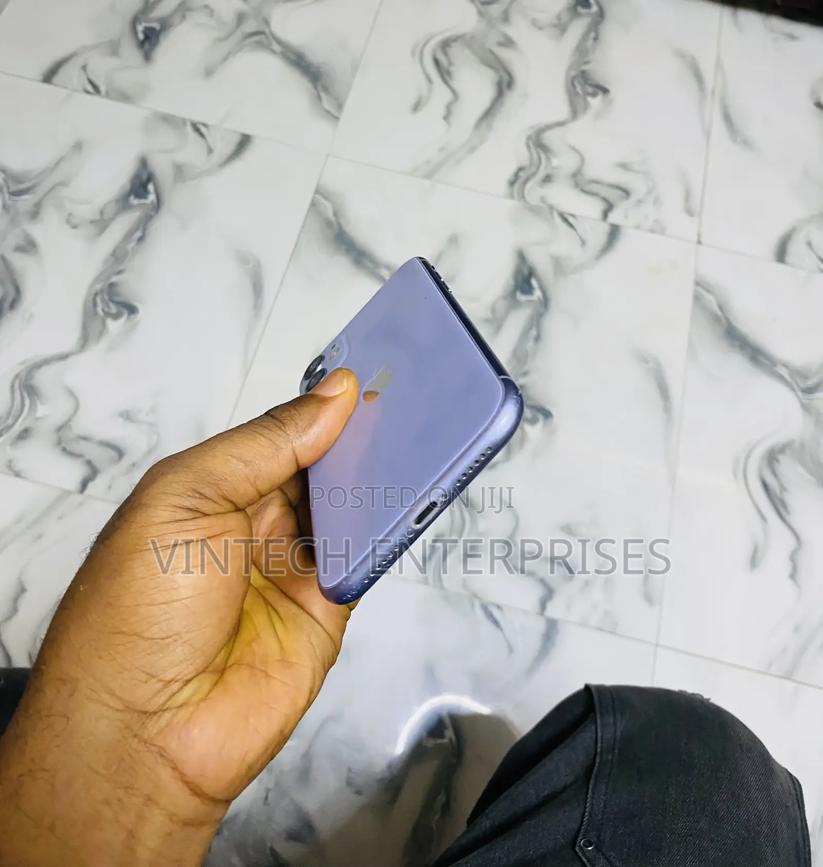 Apple iPhone 11 64 GB Blue