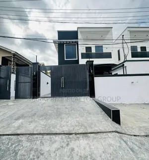 5bdrm Duplex in Omole Phase 2 Lagos for sale