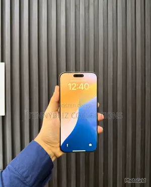 Apple iPhone 16 Pro Max 256 GB Gold