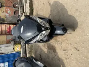 Suzuki 2010 Black