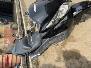 Suzuki 2010 Black