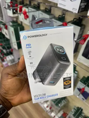 Powerology 140w 4-Ports Gan Charger With TFT Display