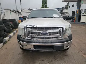 Ford F-150 XL 4dr SuperCrew 4WD 6.5 ft. SB (5.0L 8cyl 6A) 2014 White