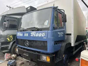Mercedes Benz Truck