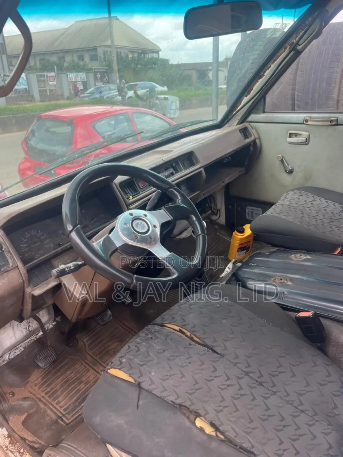 Nissan Vanette 1994 White