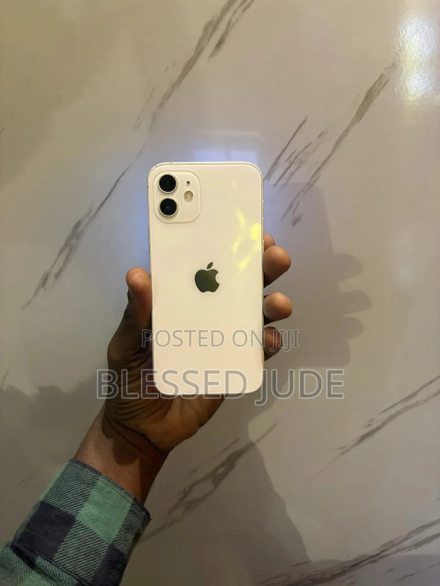 Apple iPhone 12 64 GB