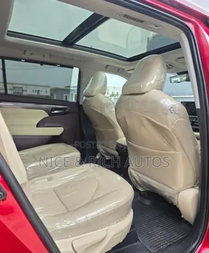 Toyota Highlander 2020 Red