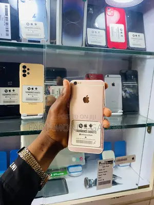 Apple iPhone 6s Plus 64 GB Pink