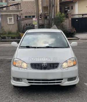 Toyota Corolla S 2004 White