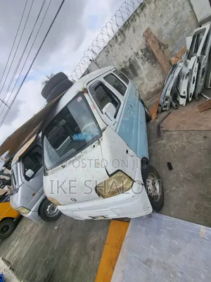 Suzuki Every 2010