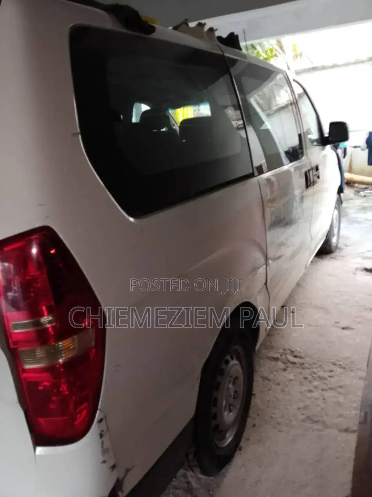 Hyundai H1 2010 White