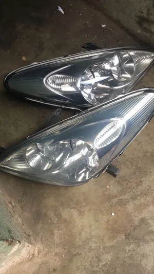 Lexus Es 300 Full Light Set of 2003 Model