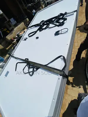 550watts 144cells High Efficiency Canadian Monocrystalline Solar Panel
