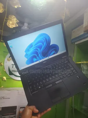 Laptop Dell Latitude E7450 8GB Intel Core I5 SSD 256GB