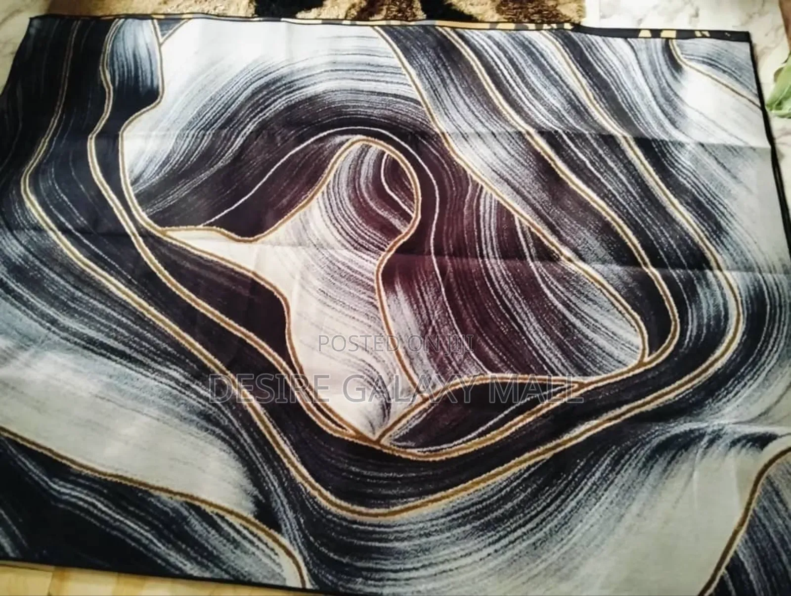 Quality Decor Centre Rug