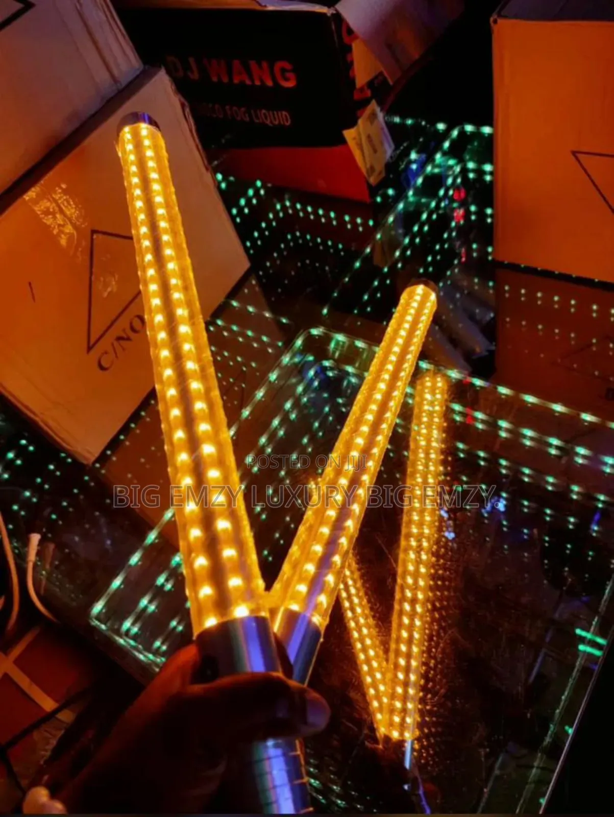 Led Dorime Strobe Batons Champagne or Bottle Topper Light.
