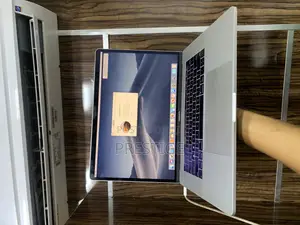 Laptop Apple MacBook Pro 2019 16GB Intel Core i9 SSD 512GB