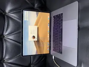 Laptop Apple MacBook Pro 2019 32GB Intel Core i9 SSD 512GB
