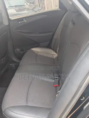 Hyundai Sonata Limited 2.0T Sedan (2.0L 4cyl 6A) 2012 Black