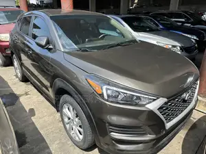Hyundai Tucson Limited AWD 2019 Gray