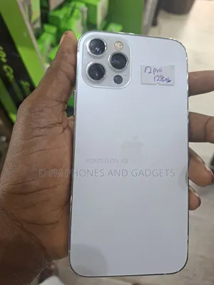 New Apple iPhone 12 Pro 128 GB White