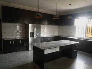 Kitcken Cabinets